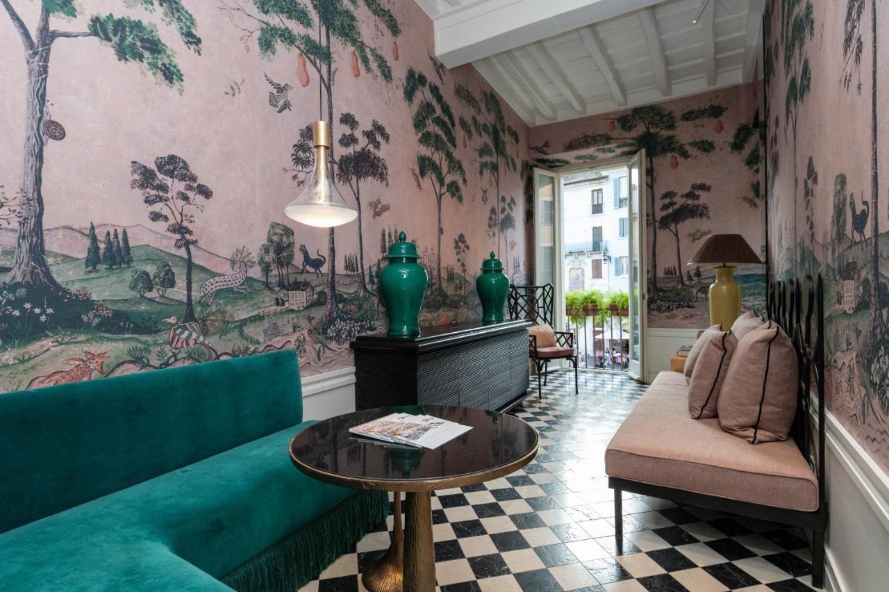 Pantheon Balcony Morgana Apart-hotel *